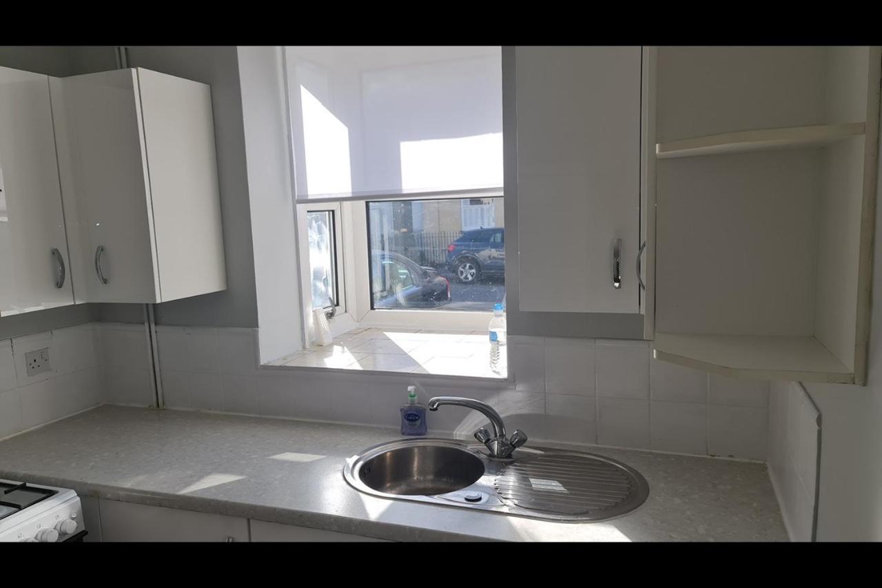 The Hideaway, Calm, Cozy, Dog Friendly Retreat Apartman Cheltenham Kültér fotó