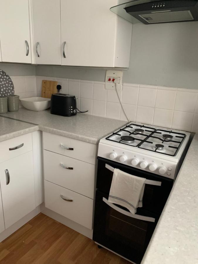 The Hideaway, Calm, Cozy, Dog Friendly Retreat Apartman Cheltenham Kültér fotó